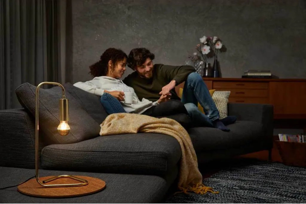 Osram LED Filament Leuchtmittel Birne Star Classic 4W = 37W E27 Koipfspiegel Gold 420lm Warmweiß 2700K - Image 4