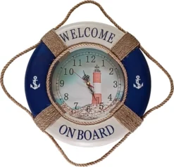 Wanduhr Als Rettungsring In Leuchtturmoptik